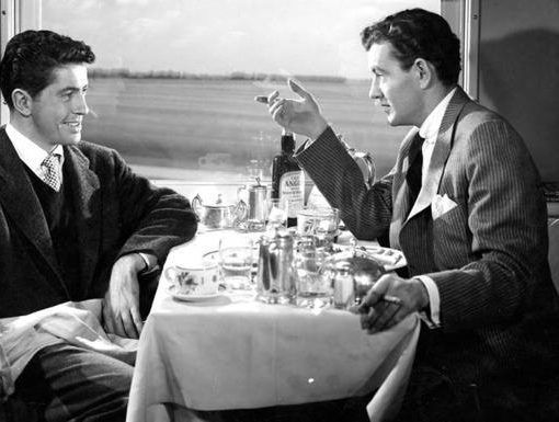 Sujeto del enunciado, escena de la película Extraños en un tren, de Alfred Hitchcock